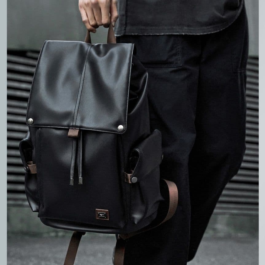 レザーリュック 男性用本革都市派通勤リュック ビジネス