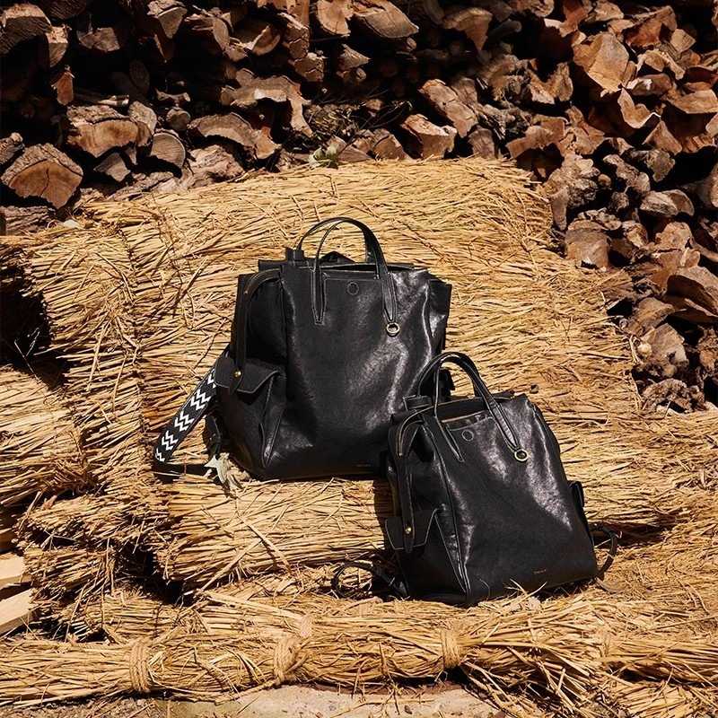 レザーリュック 本革巾着型大容量学生用 通学