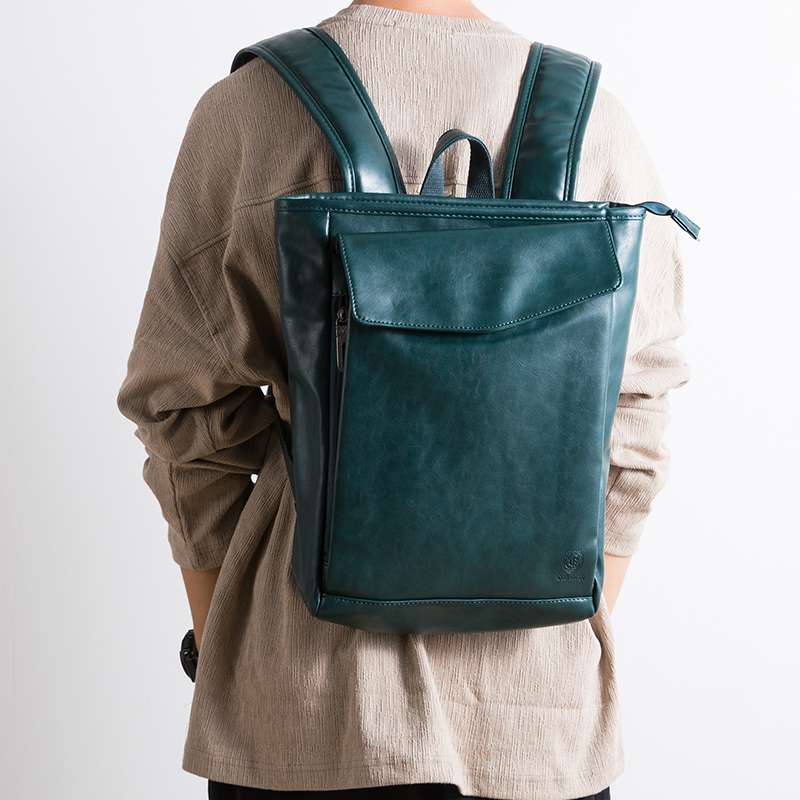 レザーリュック 上質革素材薄型パソコンリュック ビジネス