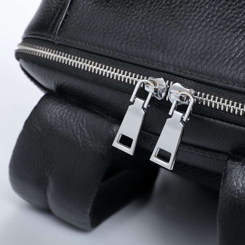 レザーリュック 高級本革パソコンリュック 機能性抜群レザーバックパック ビジネス