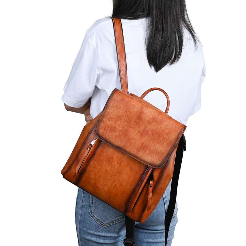 レザーリュック 高級本革 レディース端末収納リュック ビジネス