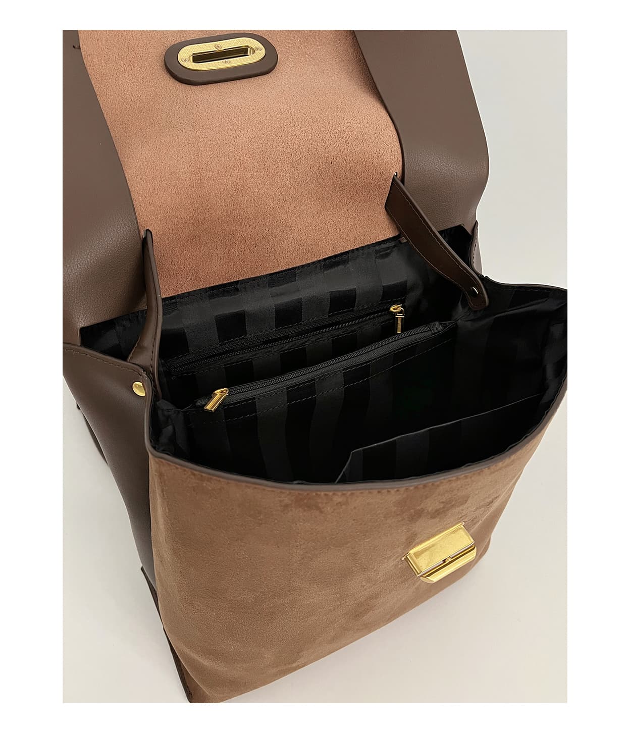 レザーリュック 女性用上質二層構造多機能 ビジネス