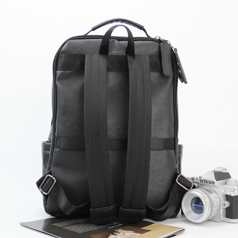 レザーリュック 大容量高級本革リュック ビジネス対応レザーバッグ