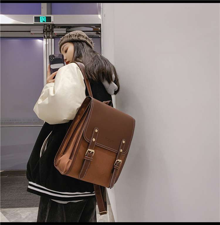 レザーリュック 復古風合皮蓋付きリュックサック 通学