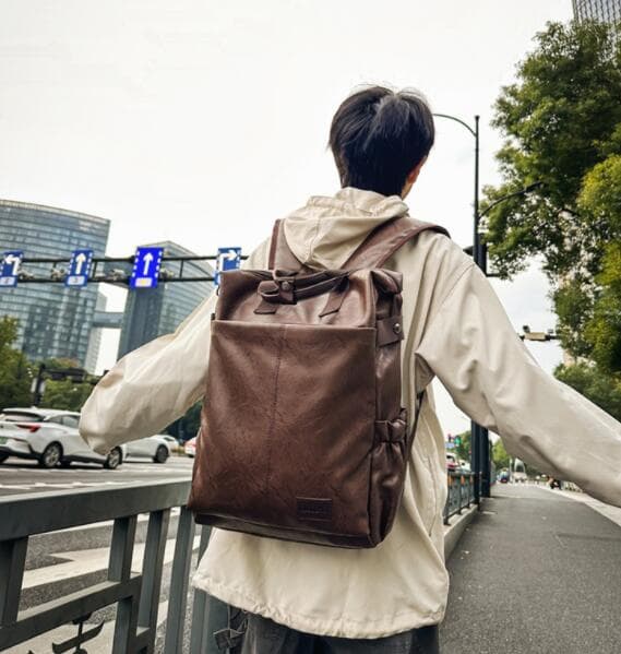 レザーリュック 大容量メンズ茶色通勤通学バッグ ビジネス