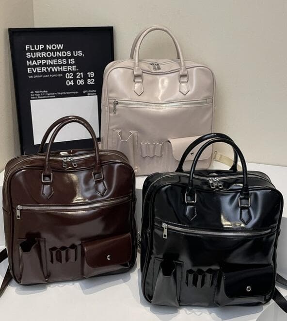 レザーリュック多機能 ハンドバッグ兼用 斜めがけ対応 ビジネス