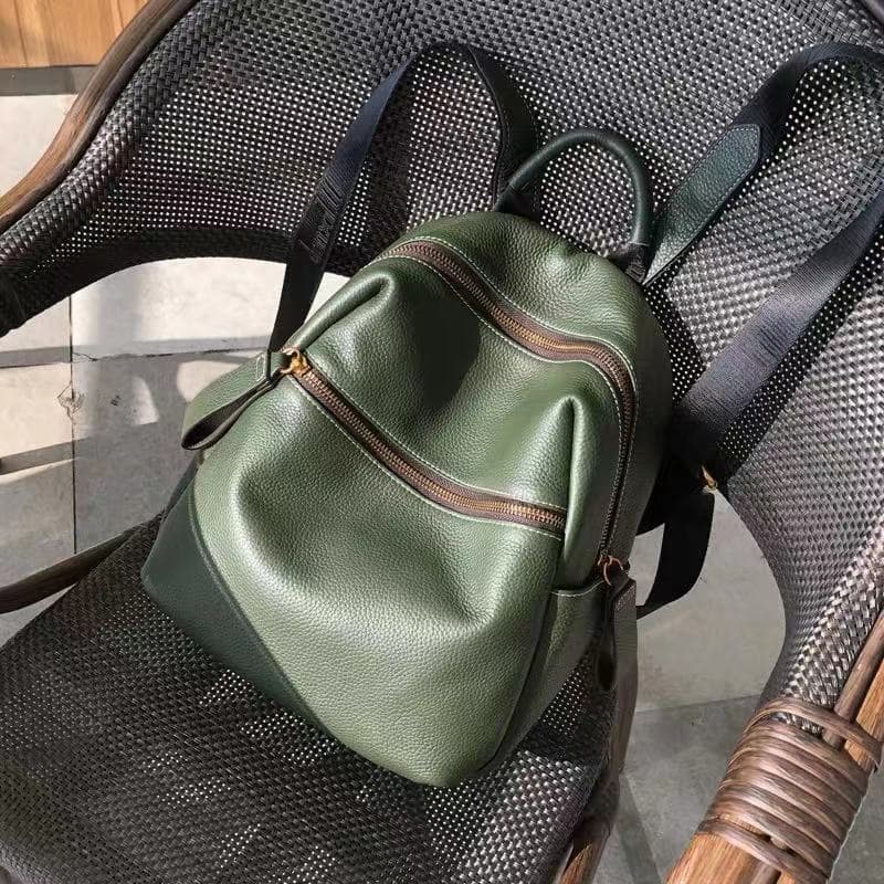 レザーリュック 本革二層式ファスナー　通学