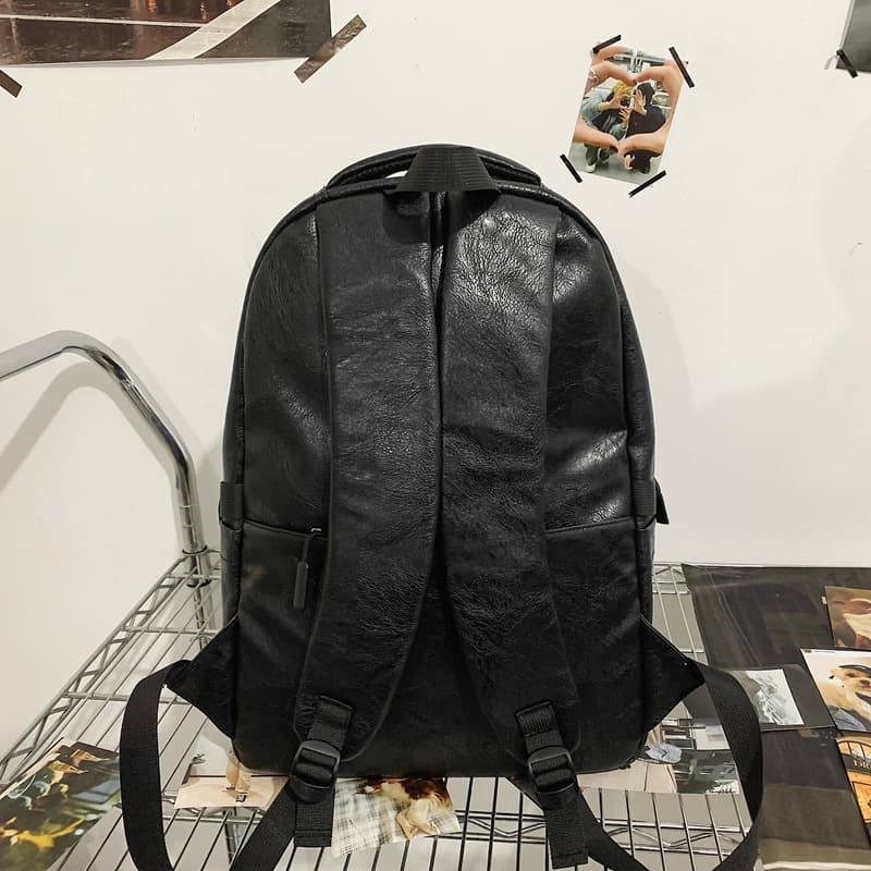 レザーリュック 大容量多機能本革　通学