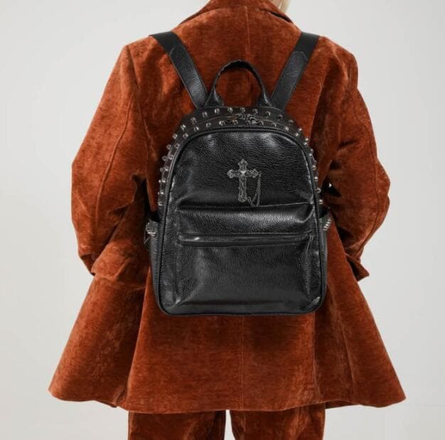 レザーリュック 十字架スタッズ付きフェイク 通学