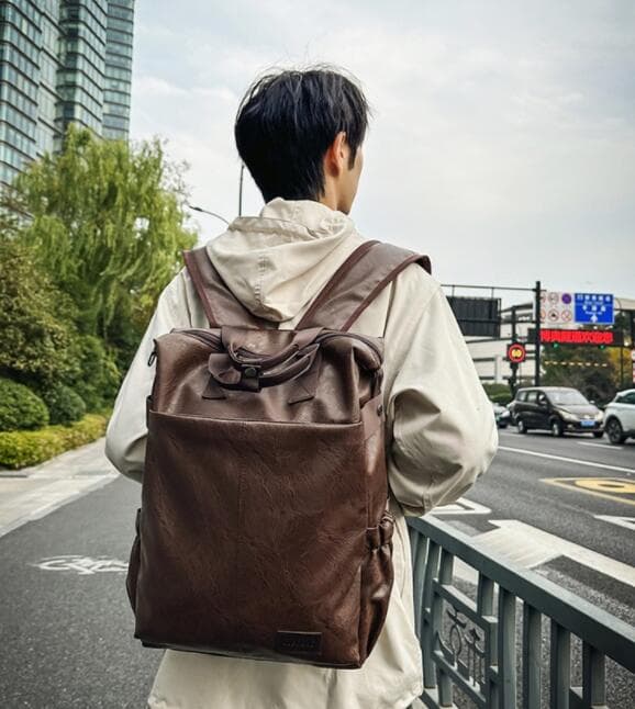 レザーリュック 大容量メンズ茶色通勤通学バッグ ビジネス