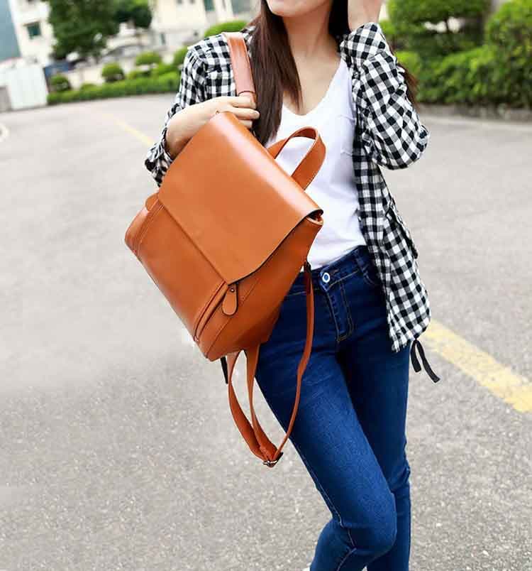 レザーリュック スクエア型 大容量 上品　通学