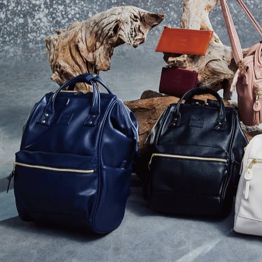 レザーリュック 上品な質感の本革大容量　通学