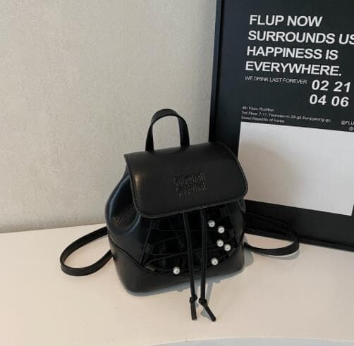 透明ポケット付きフェイクレザーリュック