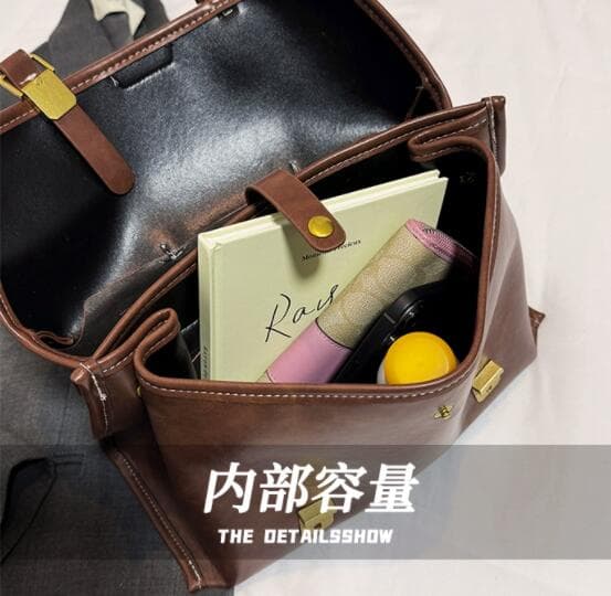 レザーリュック 本革風多機能ショルダーバッグ ビジネス