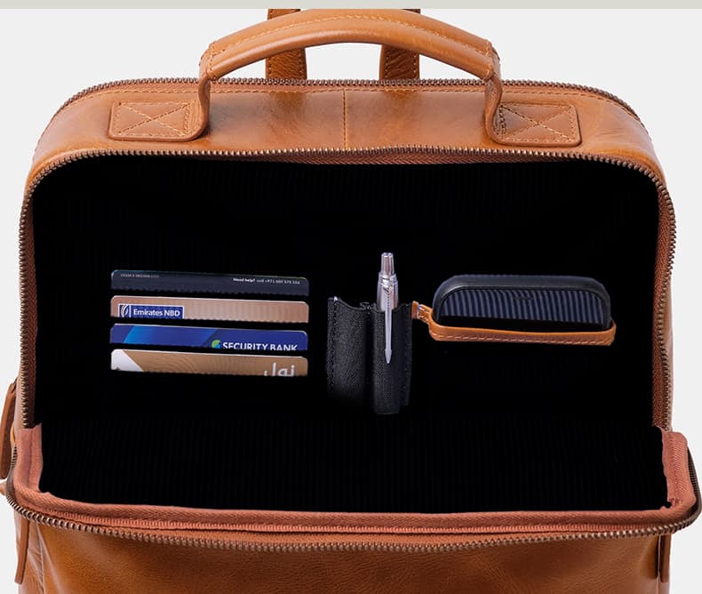 レザーリュックビジネス 洗練された角型大人レザーリュック