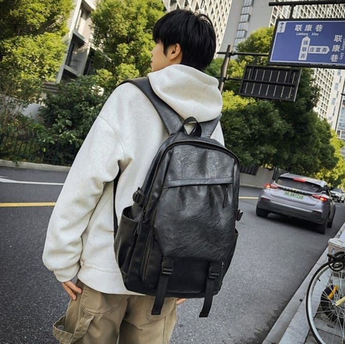 レザーリュック 男性用本革鞄 上質革製通勤通学背負い鞄