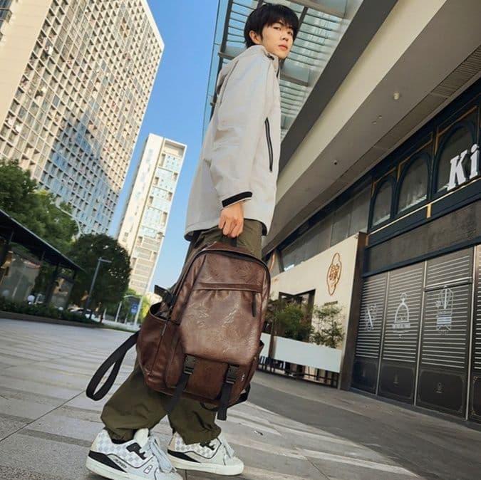 レザーリュック 男性用本革鞄 上質革製通勤通学背負い鞄