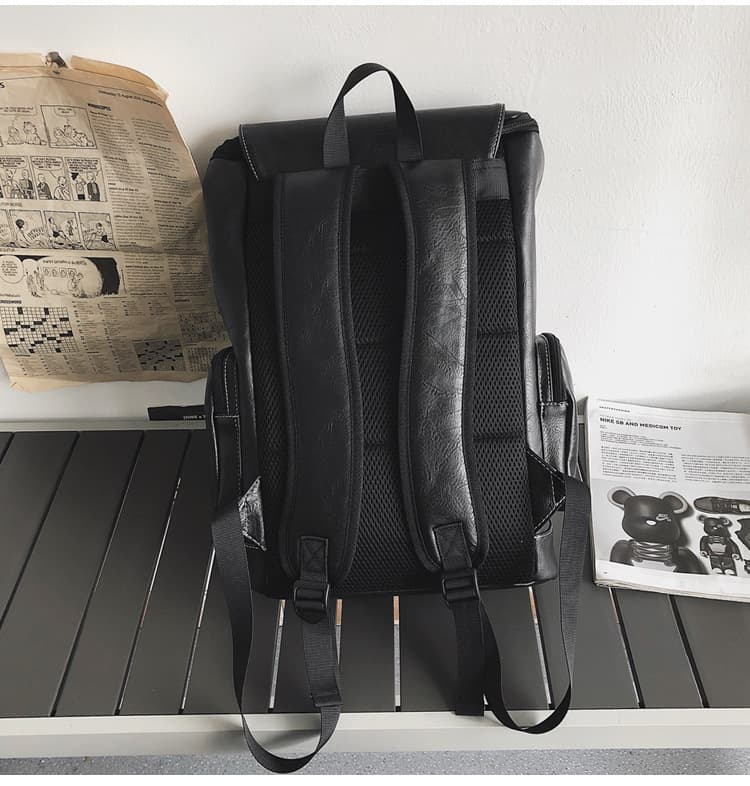 レザーリュック　男性用本革鞄 都市型 ビジネス