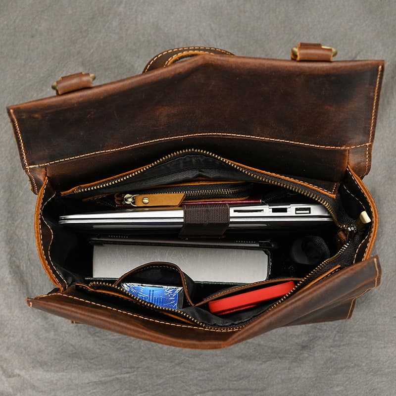 レザーリュック 職人手作り本革背負い鞄 重厚感溢れるダークブラウン