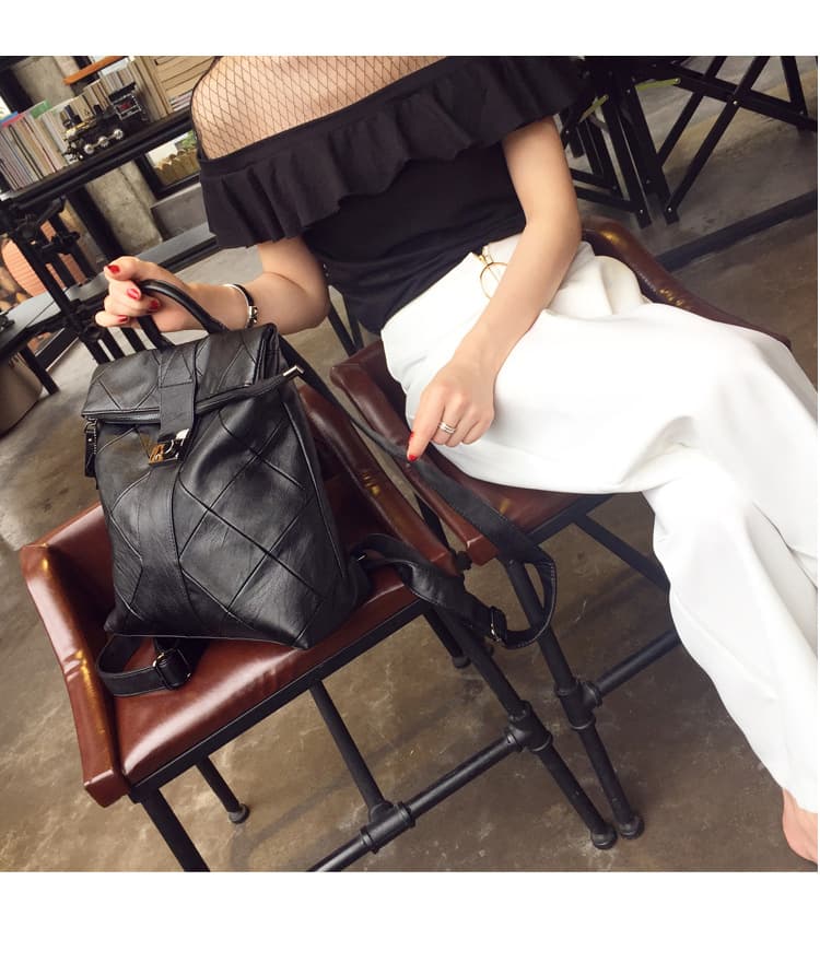 レザーリュック女性用幾何学模様大容量多機能鞄 通学