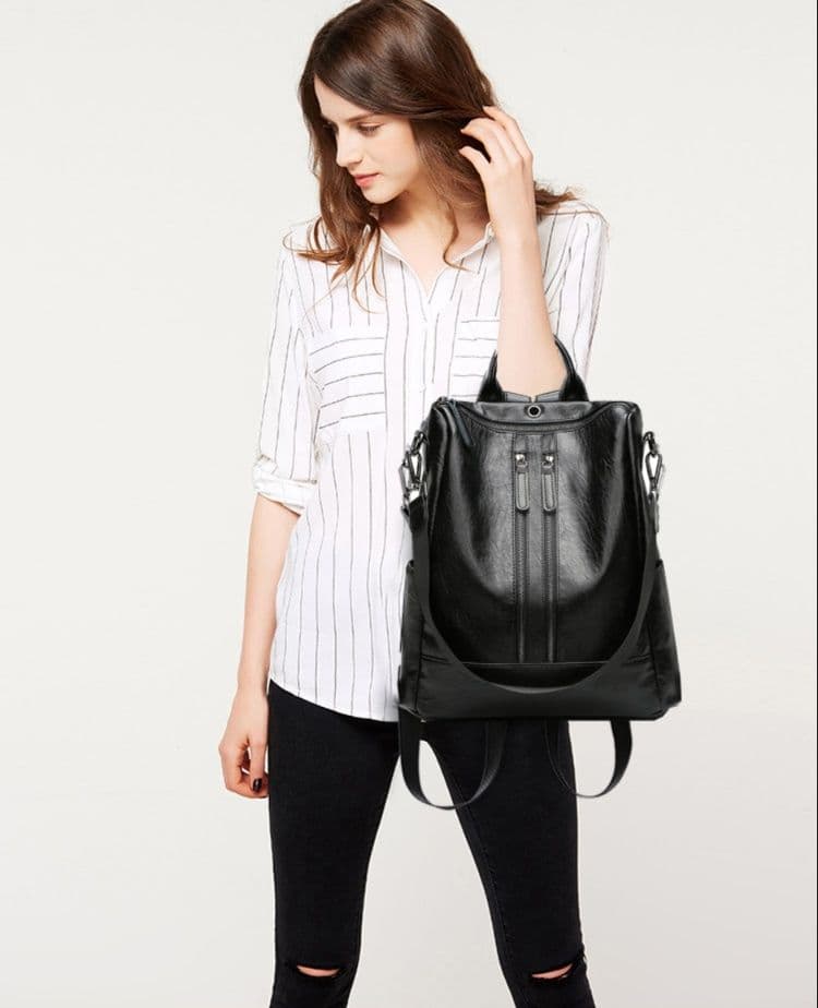 レザーリュック女性用本格 多機能三通り背負い鞄 ビジネス